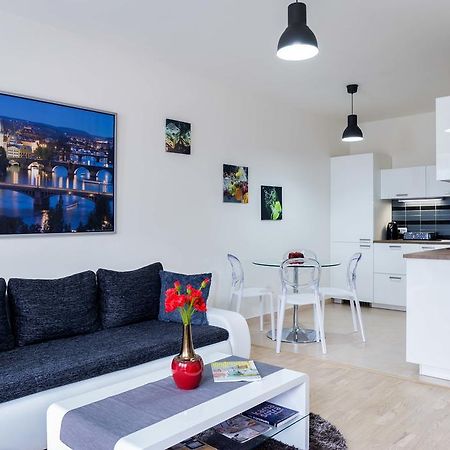 Kalina Apartment Praha Bagian luar foto